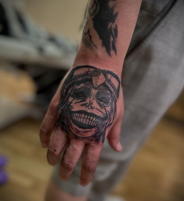 Solo Leveling flash tattoo by LoLo, on the hand