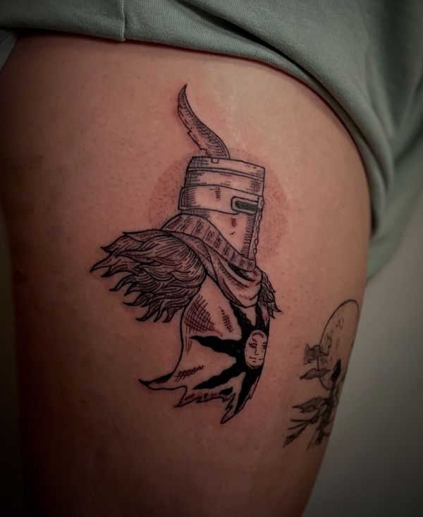 Dark Souls flash tattoo by LoLo, on the upper arm